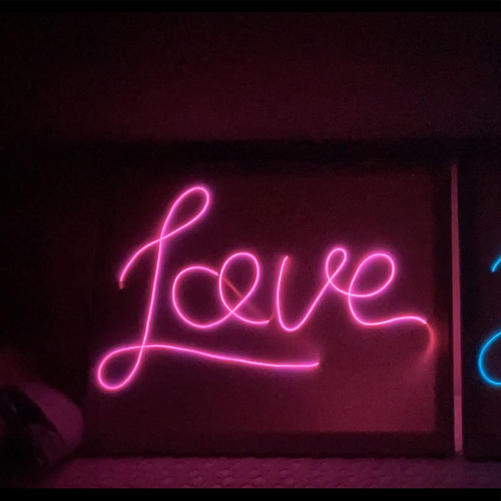 Custom light signs